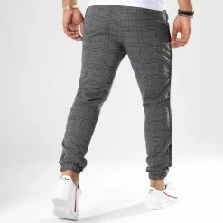 Bon marché 🌟 Pantalon Jogging Slim Fit A Carreaux Avec Bandes 1332 Gris Anthracite de Frilivin 🔥 -Promos Frilivin Magasin frilivin 148353 1332 BLACK SQUARE 20180723T152757 05