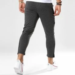 De gros 🧨 Pantalon Avec Bandes 1393 Gris Anthracite de Frilivin 🎉 -Promos Frilivin Magasin frilivin 148359 1393 GREY 20180723T152852 05