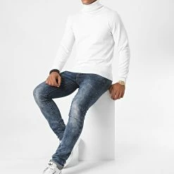 Grosses soldes 🌟 Pull Col Roulé M-004 Blanc de Frilivin 🧨 -Promos Frilivin Magasin frilivin 229261 M 004 20200826T134532 03