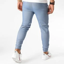 Grosses soldes 🤩 Pantalon Chino 1676 Bleu Clair de Frilivin 👏 -Promos Frilivin Magasin frilivin 229372 1676 LTBLUE 20200901T185049 04