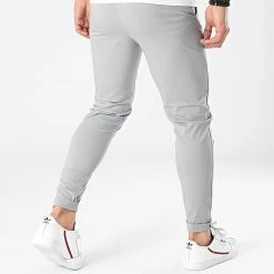 Tout neuf 😀 Pantalon Chino Skinny 1882 Gris de Frilivin 😍 -Promos Frilivin Magasin frilivin 251242 1882 GREY 20210212T152459 04