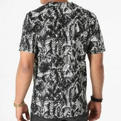 Grosses soldes ⌛ Tee 👚 Shirt 15273 Noir Blanc de Frilivin 🛒 -Promos Frilivin Magasin frilivin 275449 15273 20210722T142651 04