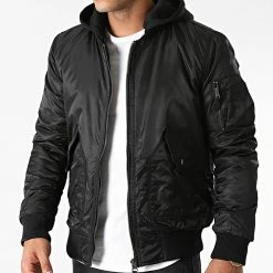 Les meilleures critiques de 💯 Veste Bomber AB6658 Noir de Frilivin ✔️ -Promos Frilivin Magasin frilivin 276291 AB6658 1 20210729T135153 03