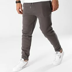 Promo 🔔 Pantalon Jogging BM1345 Gris Anthracite de Frilivin 💯