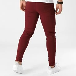 Meilleur prix 🤩 Pantalon Chino 10015 Bordeaux de Frilivin 🎁 -Promos Frilivin Magasin frilivin 288286 10015 WINE RED 20211014T151120 04