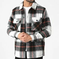 Le moins cher 🌟 Surchemise A Carreaux QQ679 Noir Blanc de Frilivin 🌟 -Promos Frilivin Magasin frilivin 292371 QQ679 1 20211122T143052 03