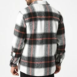 Le moins cher 🌟 Surchemise A Carreaux QQ679 Noir Blanc de Frilivin 🌟 -Promos Frilivin Magasin frilivin 292371 QQ679 1 20211122T143053 04