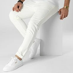 Les meilleures critiques de 🔥 Jean Regular VJ387 Blanc Cassé de Frilivin 🧨 8 Les meilleures critiques de 🔥 Jean Regular VJ387 Blanc Cassé de Frilivin 🧨 -Promos Frilivin Magasin frilivin 300374 VJ387 15 20220131T141810 03