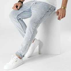 De gros 🔔 Jean Regular VJ386 Bleu Wash de Frilivin 🤩 -Promos Frilivin Magasin frilivin 300376 VJ386 14 20220131T140144 03