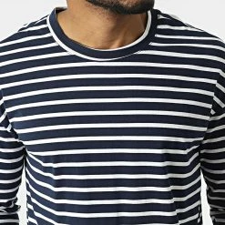 Les meilleures critiques de 🔔 Tee 👕 Shirt A Manches Longues BM1520 Bleu Marine Blanc de Frilivin 😍 -Promos Frilivin Magasin frilivin 302102 BM1520 3 20220210T132150 02
