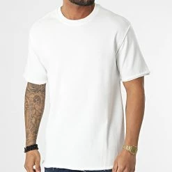 Les meilleures critiques de 😍 Tee 👕 Shirt Oversize BM1146 Blanc de Frilivin ⭐