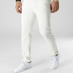 Budget 🛒 Jean VJ400 Beige de Frilivin 🌟