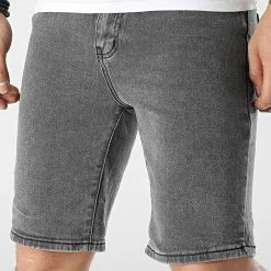 Budget 💯 Short Jean Slim VJ372 Gris Anthracite de Frilivin 🤩
