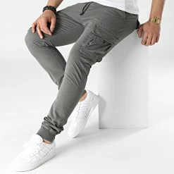 Nouveau 🥰 Pantalon Cargo P6719 Gris de Frilivin 🤩 8 Nouveau 🥰 Pantalon Cargo P6719 Gris de Frilivin 🤩 -Promos Frilivin Magasin frilivin 311954 P6719 3 20220406T135646 03