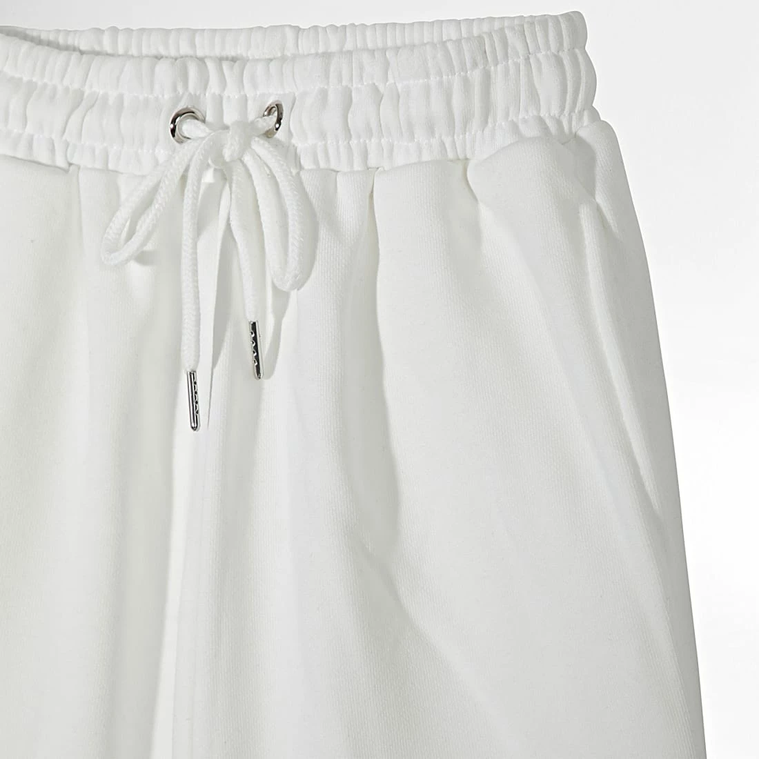 Sortie 🥰 Short Jogging Enfant ZD025 Blanc de Frilivin 👍 4 Sortie 🥰 Short Jogging Enfant ZD025 Blanc de Frilivin 👍 – Image 2