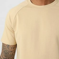 Grosses soldes 🛒 Tee 👕 Shirt BM1393 Beige de Frilivin 🤩 -Promos Frilivin Magasin frilivin 319395 BM1393 5 20220518T134943 02