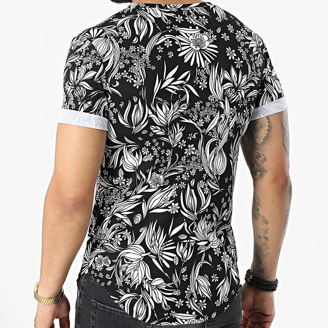 Meilleure vente ✨ Tee 👕 Shirt Oversize Floral C5814 Noir Blanc de Frilivin 🧨 6 Meilleure vente ✨ Tee 👕 Shirt Oversize Floral C5814 Noir Blanc de Frilivin 🧨 – Image 4