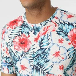 Les meilleures critiques de ✔️ Tee 👚 Shirt Floral 16018 Blanc de Frilivin 🔥 -Promos Frilivin Magasin frilivin 322625 16018 20220610T143938 02