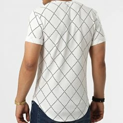 Bon marché 🌟 Tee 👚 Shirt Oversize C5697 Blanc de Frilivin 🎉 -Promos Frilivin Magasin frilivin 322705 C5697 WHITE 20220610T155340 04