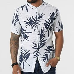 De gros 🤩 Chemise Manches Courtes Col Mao T21483 Blanc de Frilivin 🛒 8 De gros 🤩 Chemise Manches Courtes Col Mao T21483 Blanc de Frilivin 🛒 -Promos Frilivin Magasin frilivin 324872 T21483 BIANCO 20220624T144154 03