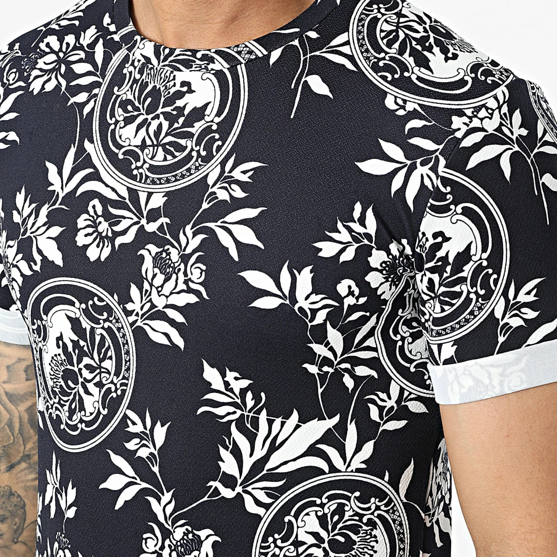 Nouveau 🌟 Tee 👚 Shirt Oversize Floral U1159 Bleu Marine de Frilivin 🔔 4 Nouveau 🌟 Tee 👚 Shirt Oversize Floral U1159 Bleu Marine de Frilivin 🔔 – Image 2