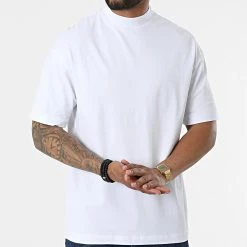 Grosses soldes 👏 Tee 👚 Shirt FL012 Blanc de Frilivin 💯 -Promos Frilivin Magasin frilivin 325127 FL012 WHITE 20220629T154534 03