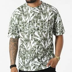 Promo 🔥 Tee 👕 Shirt 15809 Vert de Frilivin ✨ 8 Promo 🔥 Tee 👕 Shirt 15809 Vert de Frilivin ✨ -Promos Frilivin Magasin frilivin 325135 15809 GREEN 20220624T141047 03