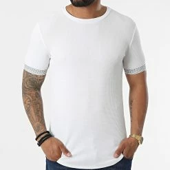 Coupon 😀 Tee 👕 Shirt Oversize FL025 Blanc de Frilivin 🔔 -Promos Frilivin Magasin frilivin 325166 FL025 WHITE 20220629T155934 03
