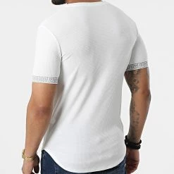 Coupon 😀 Tee 👕 Shirt Oversize FL025 Blanc de Frilivin 🔔 -Promos Frilivin Magasin frilivin 325166 FL025 WHITE 20220629T155935 04
