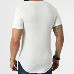 Offres 🧨 Tee 👕 Shirt Oversize C5439 Beige de Frilivin 👍 9 Offres 🧨 Tee 👕 Shirt Oversize C5439 Beige de Frilivin 👍 -Promos Frilivin Magasin frilivin 325201 C5439 WHITE 20220630T150642 04