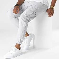 Budget 🧨 Jogger Pant BM1285 Gris Clair de Frilivin 👍 8 Budget 🧨 Jogger Pant BM1285 Gris Clair de Frilivin 👍 -Promos Frilivin Magasin frilivin 327907 BM1285 4 20220726T153022 03