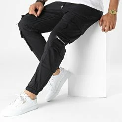 Tout neuf ❤️ Jogger Pant BM1600 Noir de Frilivin 🔔 -Promos Frilivin Magasin frilivin 327922 BM1600 1 20220727T151541 03