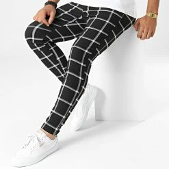 Tout neuf 🔥 Pantalon A Carreaux 10161 Noir Blanc de Frilivin 💯 8 Tout neuf 🔥 Pantalon A Carreaux 10161 Noir Blanc de Frilivin 💯 -Promos Frilivin Magasin frilivin 330856 10161 1 20220804T161916 03
