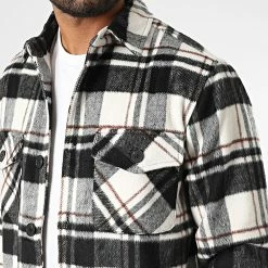 Coupon 🌟 Surchemise Carreaux HP03231 Blanc Gris de Frilivin ✨ 7 Coupon 🌟 Surchemise Carreaux HP03231 Blanc Gris de Frilivin ✨ -Promos Frilivin Magasin frilivin 330937 HP03231 3 20220805T104952 02