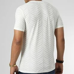 Vente flash 🎁 Tee 👚 Shirt FL027 Beige Clair de Frilivin 🤩 -Promos Frilivin Magasin frilivin 334433 FL027 WHITE 20220829T160049 04