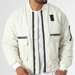 Bon marché 😍 Veste Bomber BM1672 Beige Clair de Frilivin ✨ 8 Bon marché 😍 Veste Bomber BM1672 Beige Clair de Frilivin ✨ -Promos Frilivin Magasin frilivin 334597 BM1672 15 20220826T145842 03