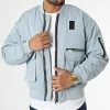 Sortie 🔥 Veste Bomber BM1672 Bleu Clair de Frilivin 🌟 2 Sortie 🔥 Veste Bomber BM1672 Bleu Clair de Frilivin 🌟 -Promos Frilivin Magasin frilivin 334598 BM1672 31 20220826T145858 01