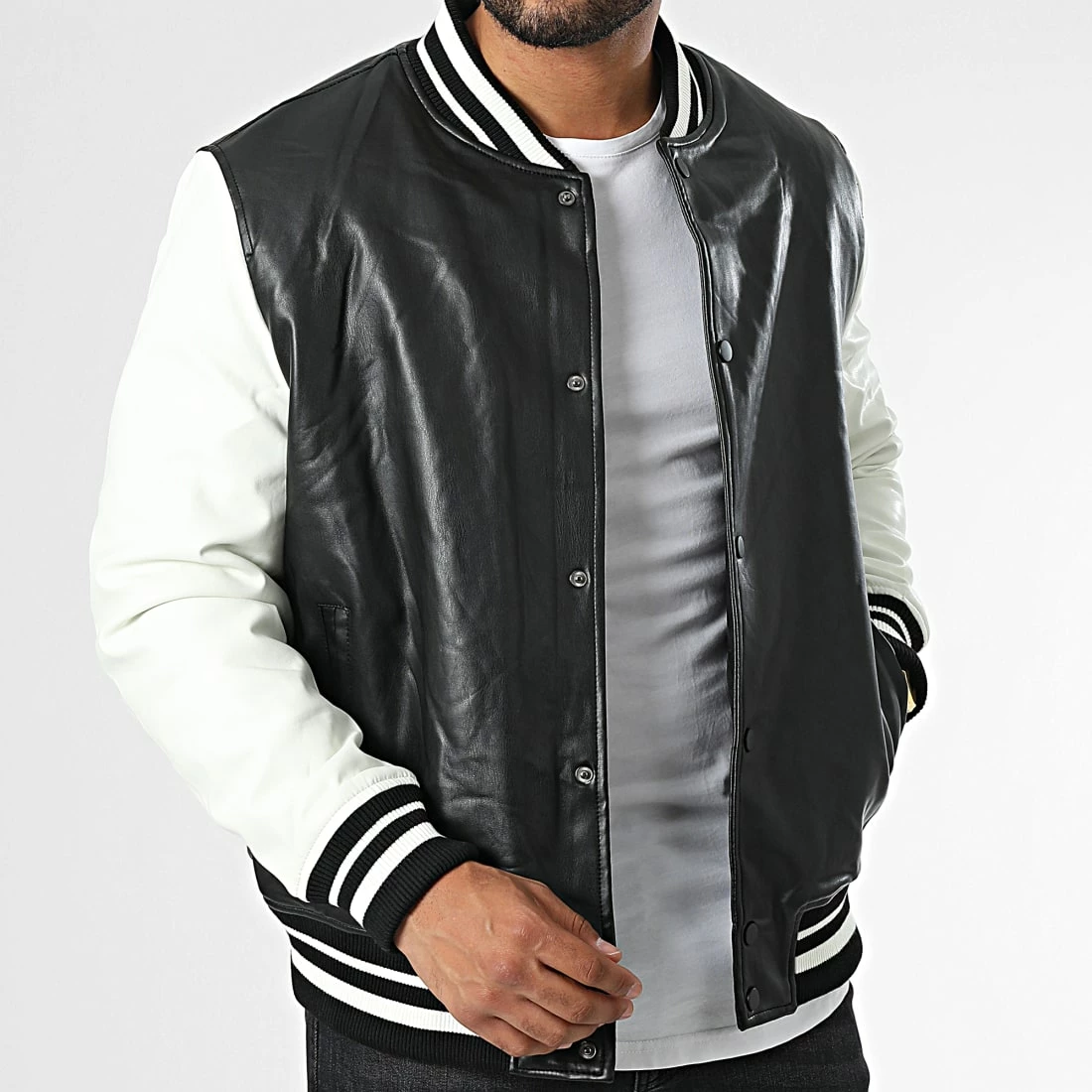 Grosses soldes 👍 Veste Teddy L930 Noir Blanc de Frilivin 🎉 5 Grosses soldes 👍 Veste Teddy L930 Noir Blanc de Frilivin 🎉 – Image 3