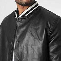 Offres 🌟 Veste Teddy L930 Noir de Frilivin 🎁 7 Offres 🌟 Veste Teddy L930 Noir de Frilivin 🎁 -Promos Frilivin Magasin frilivin 334683 L930 101 20220831T160214 02