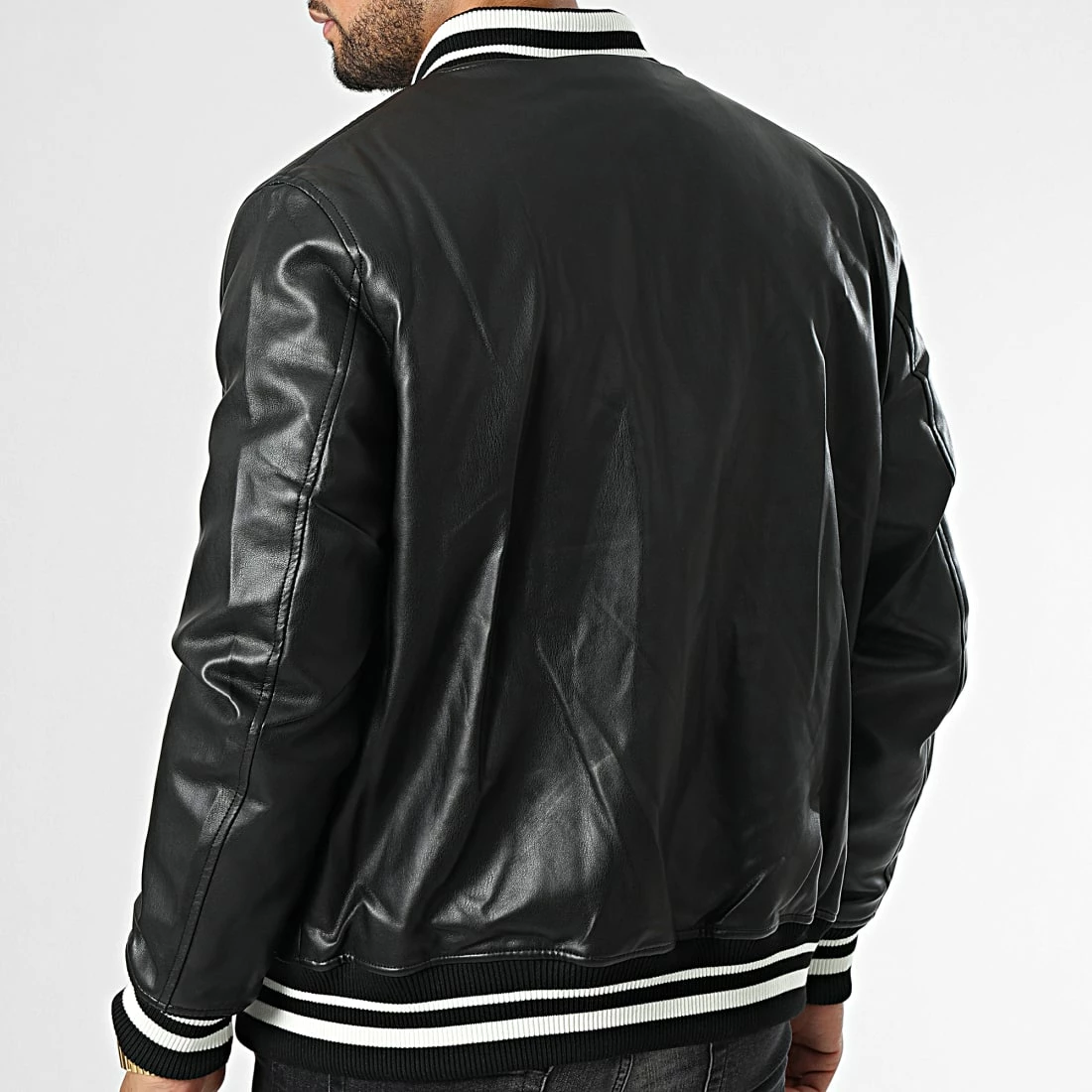 Offres 🌟 Veste Teddy L930 Noir de Frilivin 🎁 6 Offres 🌟 Veste Teddy L930 Noir de Frilivin 🎁 – Image 4