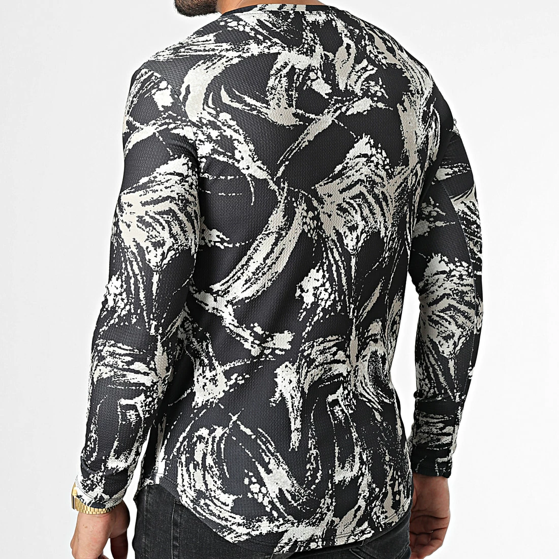 Promo 🤩 Tee 👚 Shirt Oversize Manches Longues D7216 Noir Beige de Frilivin 💯 6 Promo 🤩 Tee 👚 Shirt Oversize Manches Longues D7216 Noir Beige de Frilivin 💯 – Image 4