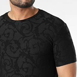 Grosses soldes ✔️ Tee 👕 Shirt FL028 Noir Renaissance Floral de Frilivin 🛒 7 Grosses soldes ✔️ Tee 👕 Shirt FL028 Noir Renaissance Floral de Frilivin 🛒 -Promos Frilivin Magasin frilivin 334755 FL028 BLACK 20220831T155804 02