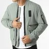 Promo ⌛ Veste Bomber QQ160C9 Vert Clair de Frilivin 🤩 2 Promo ⌛ Veste Bomber QQ160C9 Vert Clair de Frilivin 🤩 -Promos Frilivin Magasin frilivin 334791 QQ160C9 11 20220830T152503 01