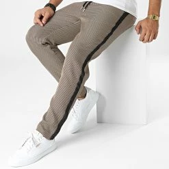 Acheter 🛒 Pantalon A Carreaux BM1673 Camel de Frilivin 💯 -Promos Frilivin Magasin frilivin 334860 BM1673 10 20220829T160837 03