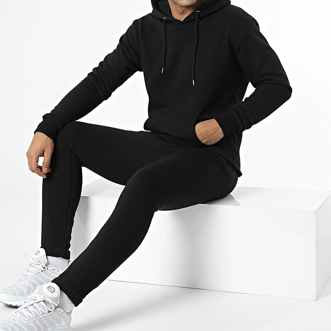 Meilleure vente ✔️ Ensemble De Survetement BR7890 Noir de Frilivin ❤️ 3 Meilleure vente ✔️ Ensemble De Survetement BR7890 Noir de Frilivin ❤️