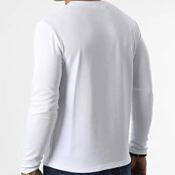 Offres ⌛ Tee 👚 Shirt Manches Longues X16207 Blanc de Frilivin 🔔 9 Offres ⌛ Tee 👚 Shirt Manches Longues X16207 Blanc de Frilivin 🔔 -Promos Frilivin Magasin frilivin 337502 X16207 WHITE 20220920T152223 04