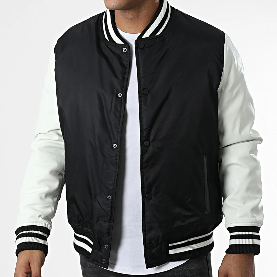 Sortie 😍 Veste Teddy L929 Noir Blanc de Frilivin 🔥 5 Sortie 😍 Veste Teddy L929 Noir Blanc de Frilivin 🔥 – Image 3