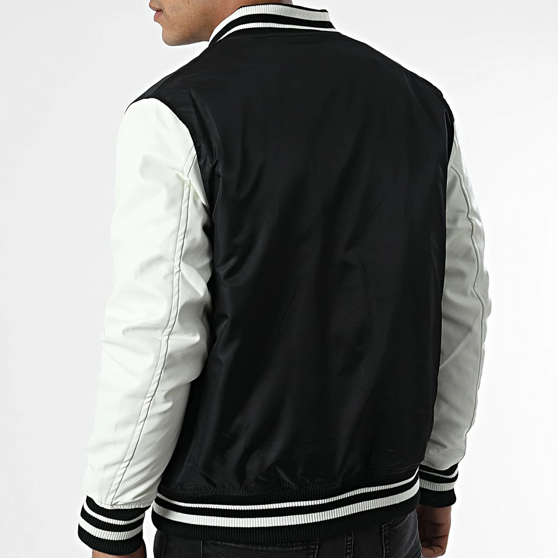 Sortie 😍 Veste Teddy L929 Noir Blanc de Frilivin 🔥 6 Sortie 😍 Veste Teddy L929 Noir Blanc de Frilivin 🔥 – Image 4