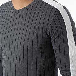 Sortie ⌛ Tee 👕 Shirt Manches Longues A Bandes Et Rayures FL038 Gris Blanc de Frilivin 👍 -Promos Frilivin Magasin frilivin 337614 FL038 GREY 20220920T155011 02