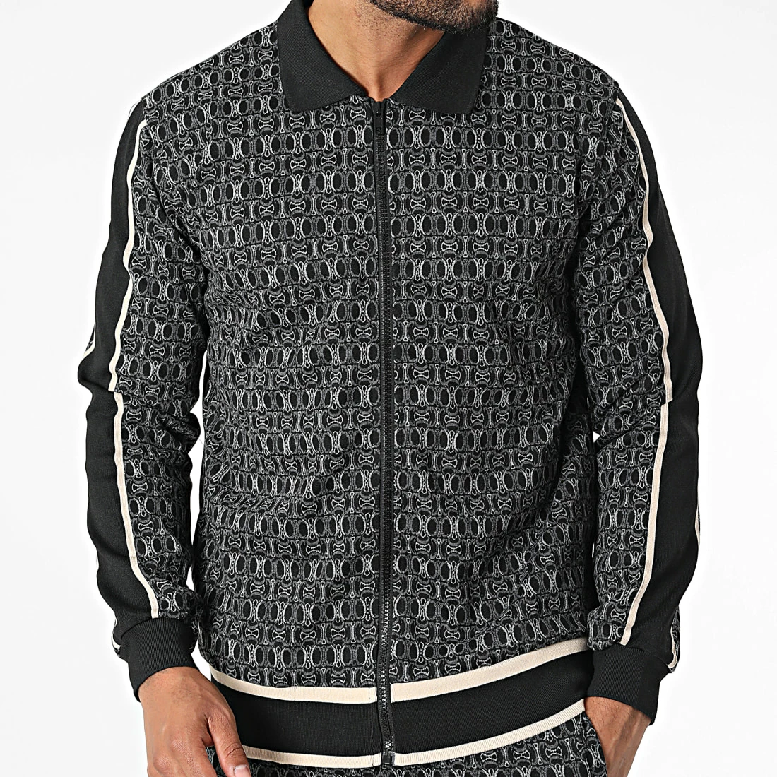 Offres ✔️ Ensemble Veste Zippée Et Pantalon Jogging A Bandes BM1680 Noir de Frilivin 😍 5 Offres ✔️ Ensemble Veste Zippée Et Pantalon Jogging A Bandes BM1680 Noir de Frilivin 😍 – Image 3